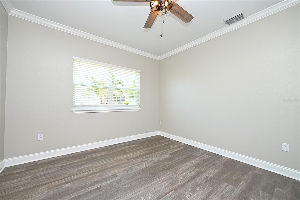 For Rent: $3,000 (6 beds, 3 baths, 2685 Square Feet)