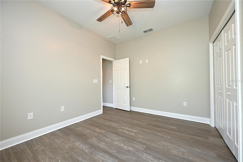 For Rent: $3,000 (6 beds, 3 baths, 2685 Square Feet)