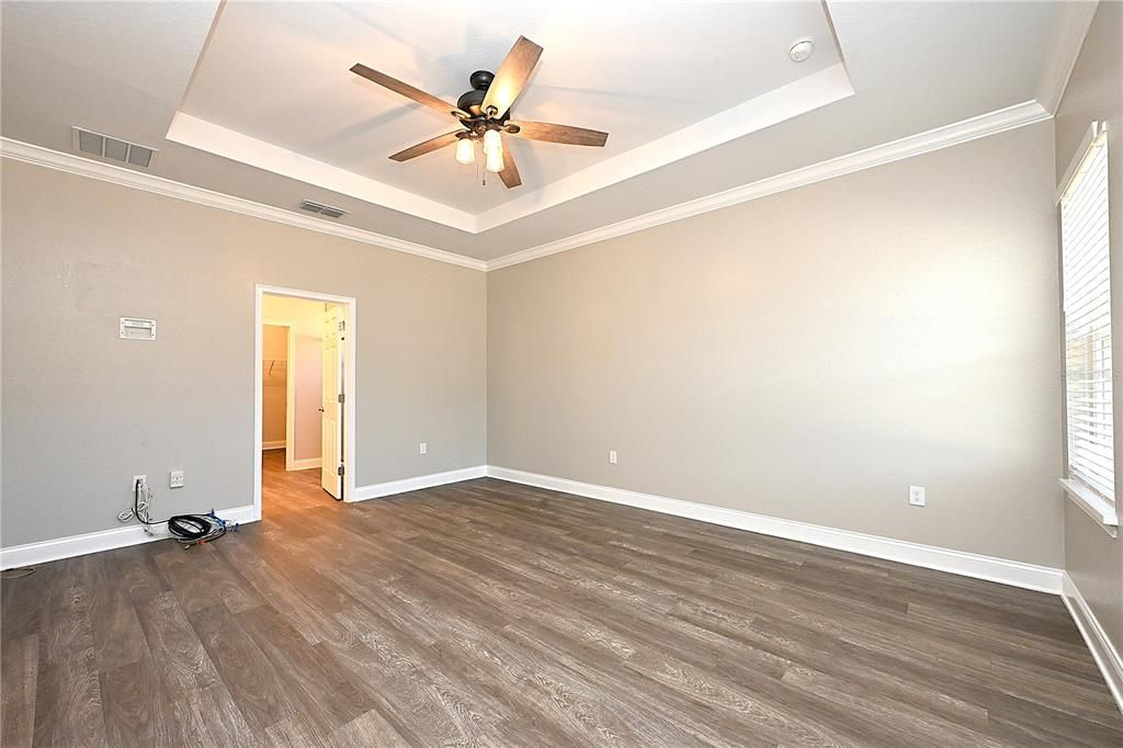 For Rent: $3,000 (6 beds, 3 baths, 2685 Square Feet)