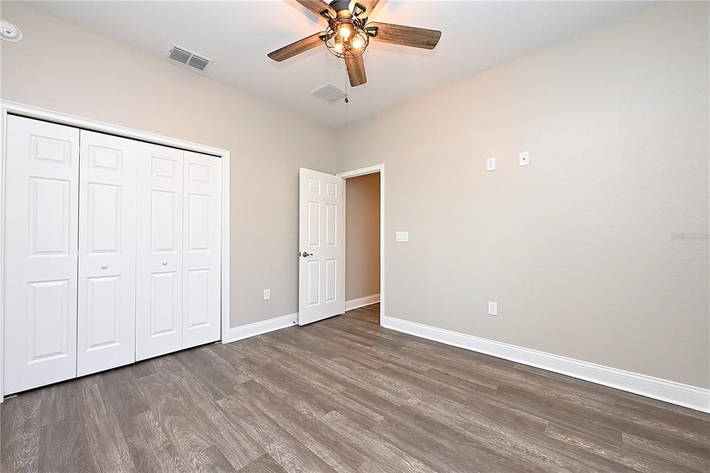 For Rent: $3,000 (6 beds, 3 baths, 2685 Square Feet)