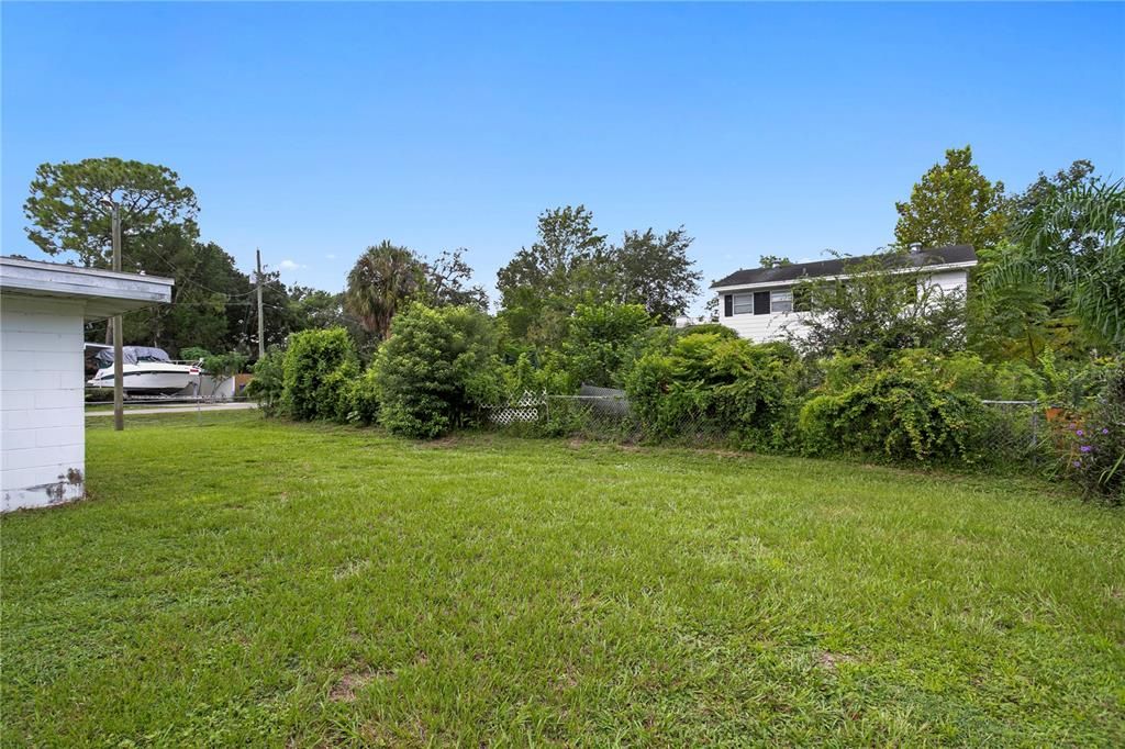 For Sale: $350,000 (3 beds, 1 baths, 1392 Square Feet)