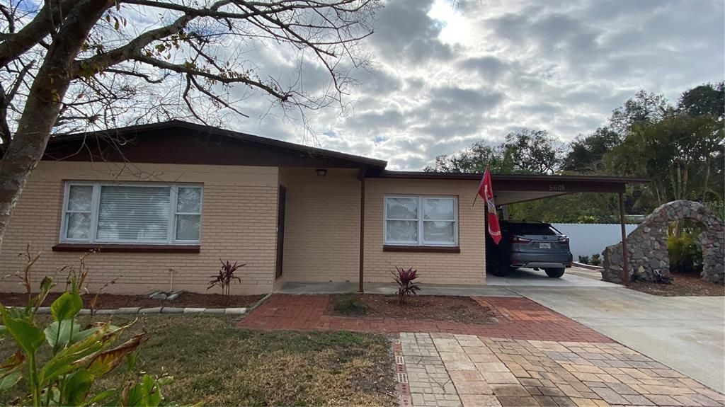 For Sale: $460,000 (3 beds, 2 baths, 1246 Square Feet)