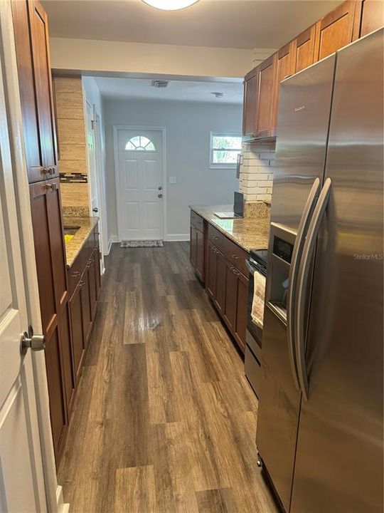 For Sale: $460,000 (3 beds, 2 baths, 1246 Square Feet)