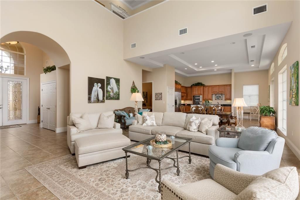 For Sale: $1,100,000 (4 beds, 3 baths, 2577 Square Feet)