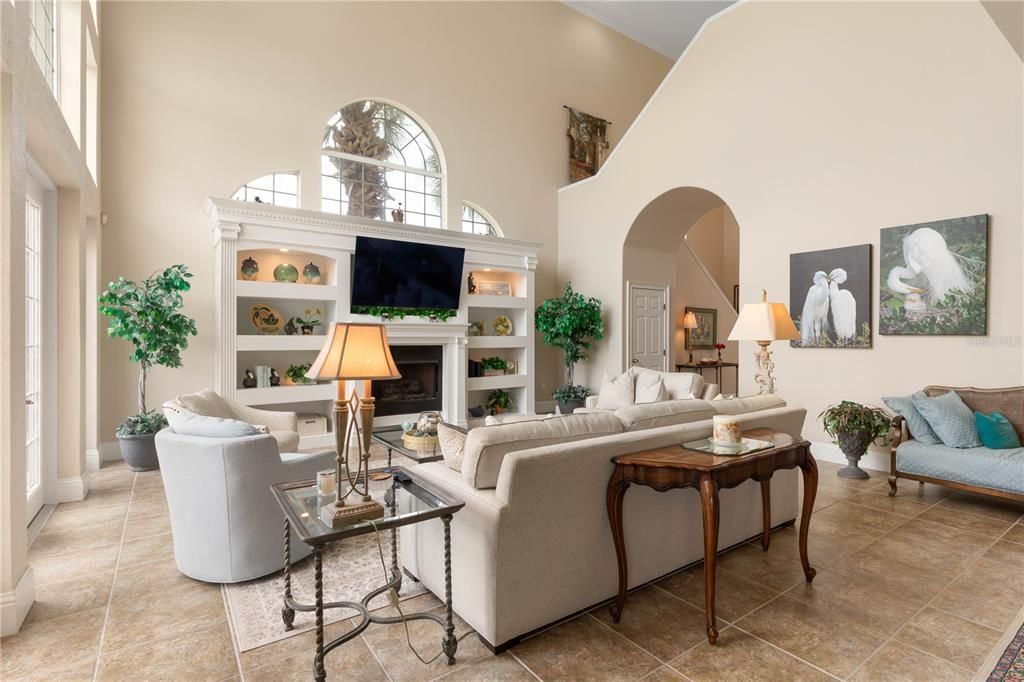 For Sale: $1,100,000 (4 beds, 3 baths, 2577 Square Feet)