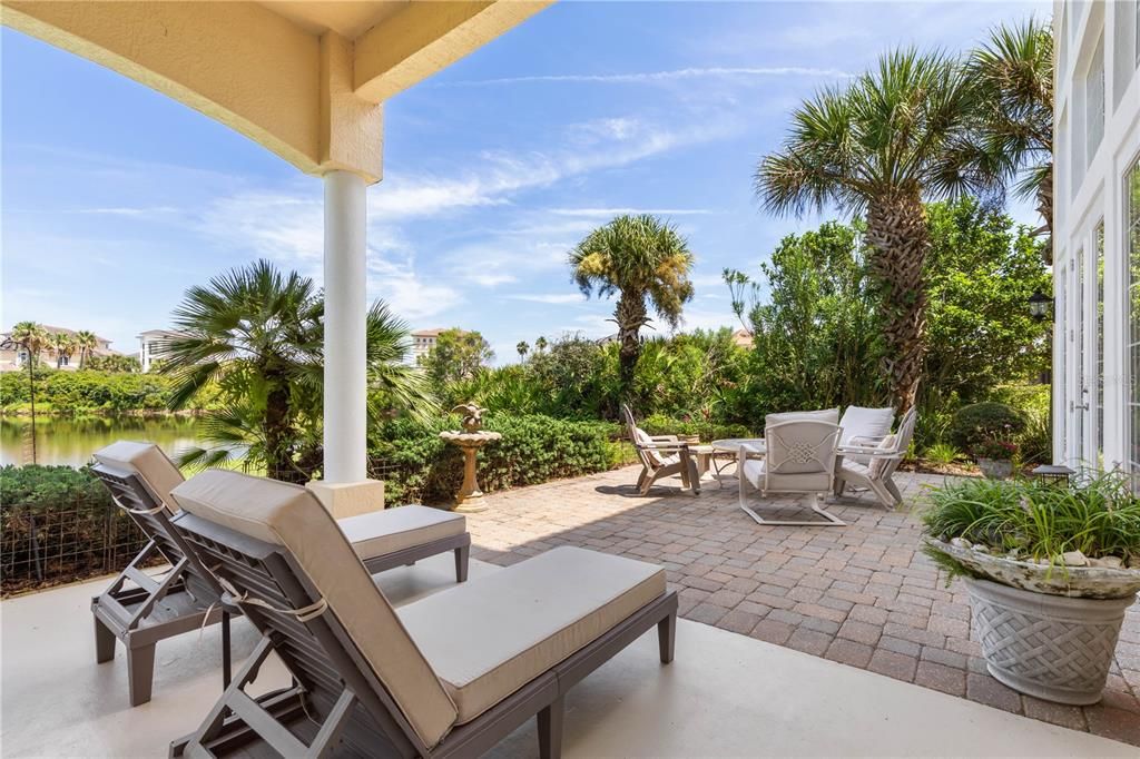 For Sale: $1,100,000 (4 beds, 3 baths, 2577 Square Feet)