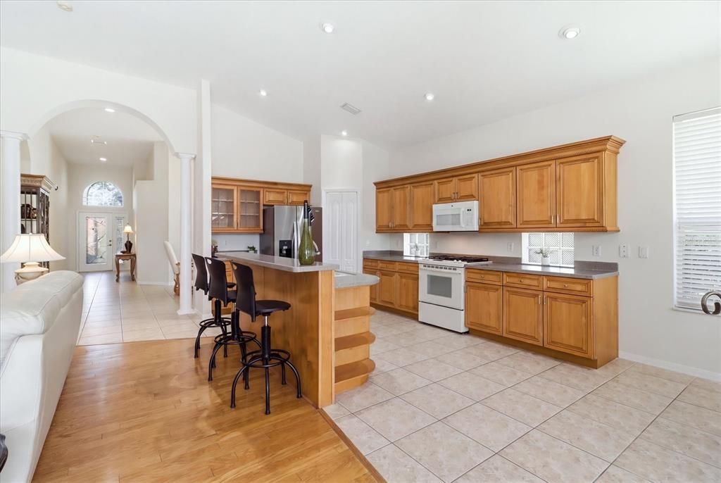 Active With Contract: $369,900 (3 beds, 2 baths, 2198 Square Feet)