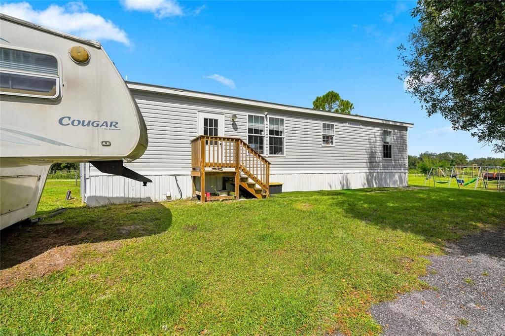 For Sale: $274,900 (3 beds, 2 baths, 1280 Square Feet)