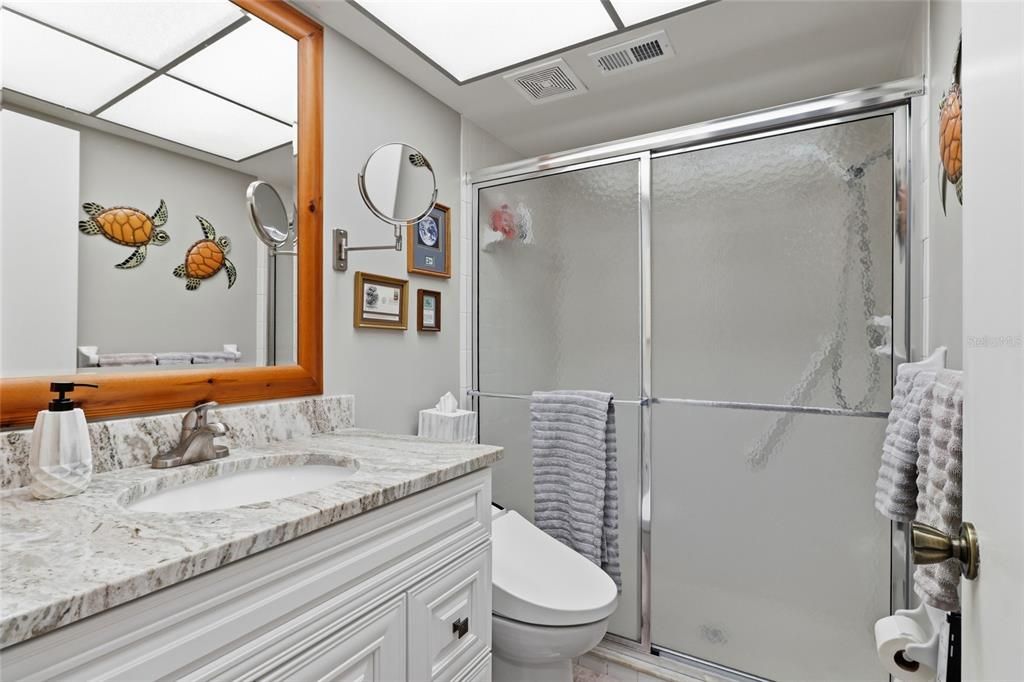 For Sale: $289,000 (2 beds, 2 baths, 1236 Square Feet)