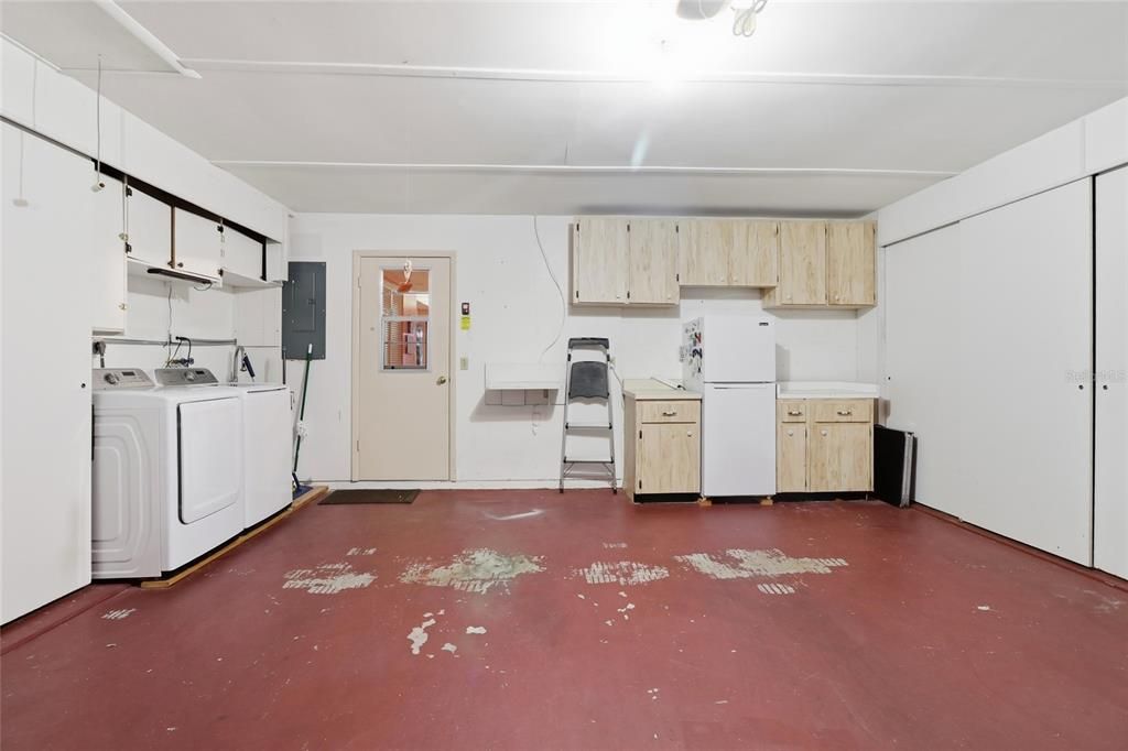For Sale: $289,000 (2 beds, 2 baths, 1236 Square Feet)