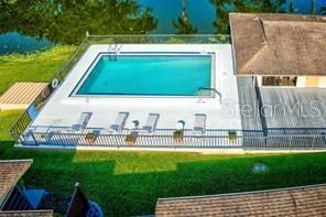 For Sale: $289,000 (2 beds, 2 baths, 1236 Square Feet)