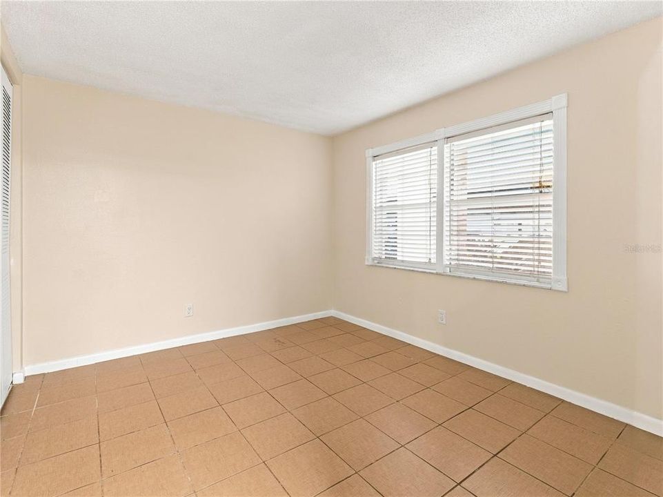 For Rent: $1,895 (2 beds, 2 baths, 915 Square Feet)