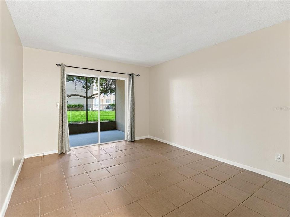 For Rent: $1,895 (2 beds, 2 baths, 915 Square Feet)