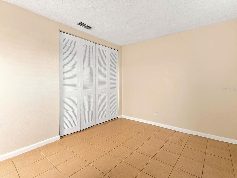 For Rent: $1,895 (2 beds, 2 baths, 915 Square Feet)