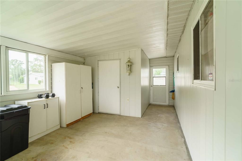 На продажу: $149,900 (2 спален, 2 ванн, 1008 Квадратных фут)