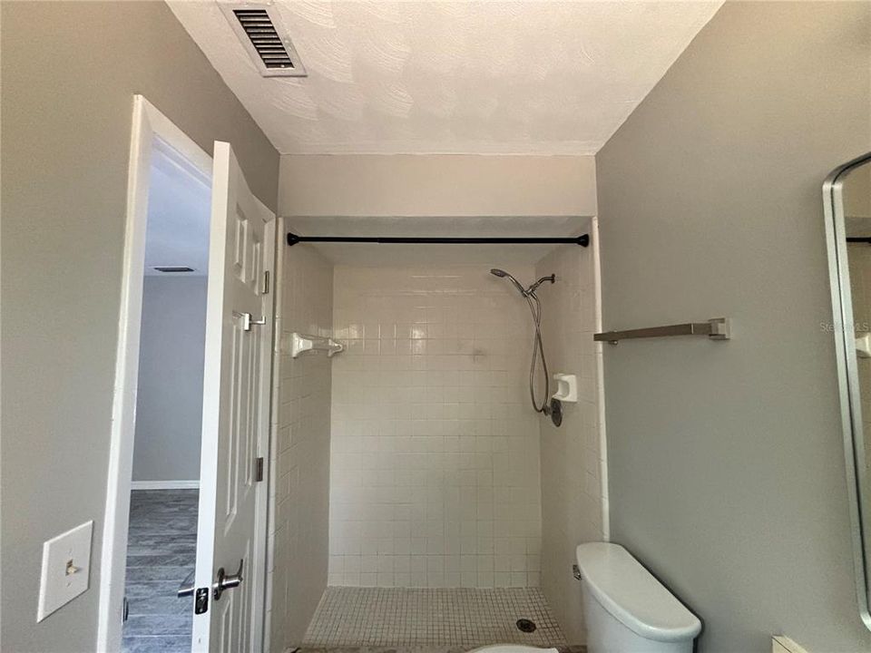 For Rent: $1,975 (3 beds, 2 baths, 1460 Square Feet)
