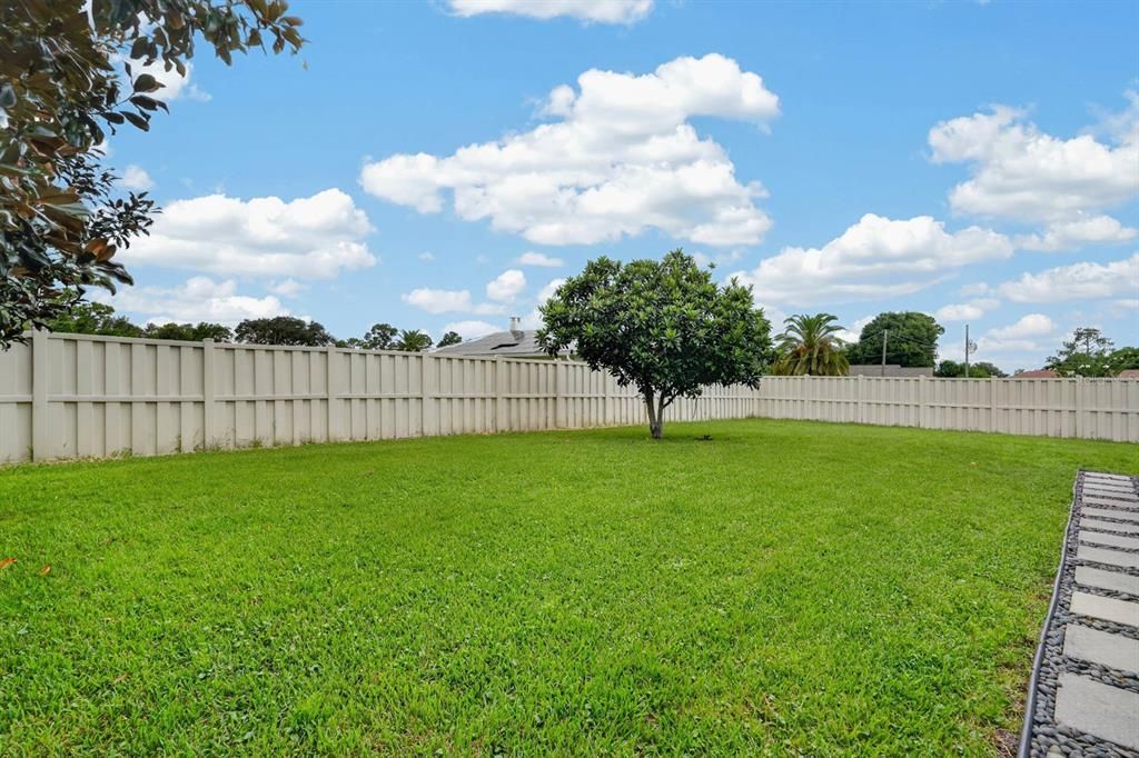 For Sale: $515,000 (3 beds, 2 baths, 2356 Square Feet)