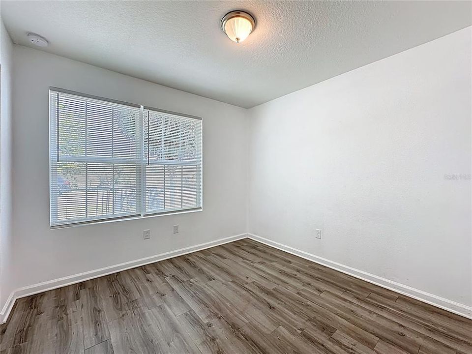 For Sale: $229,900 (3 beds, 2 baths, 1196 Square Feet)