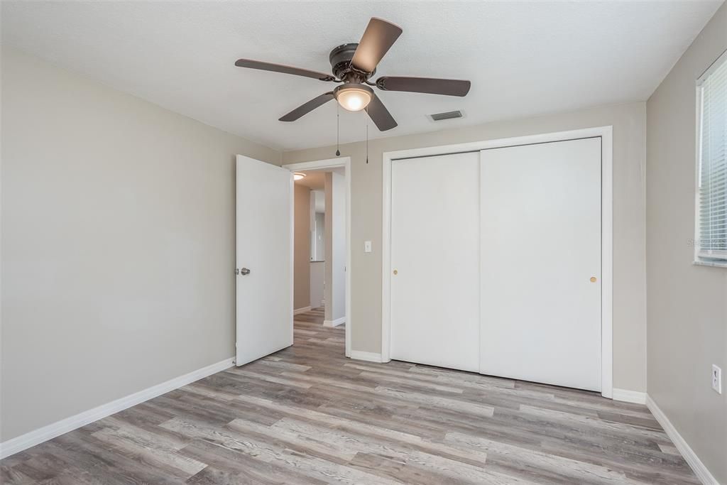 В аренду: $1,800 (3 спален, 2 ванн, 1080 Квадратных фут)