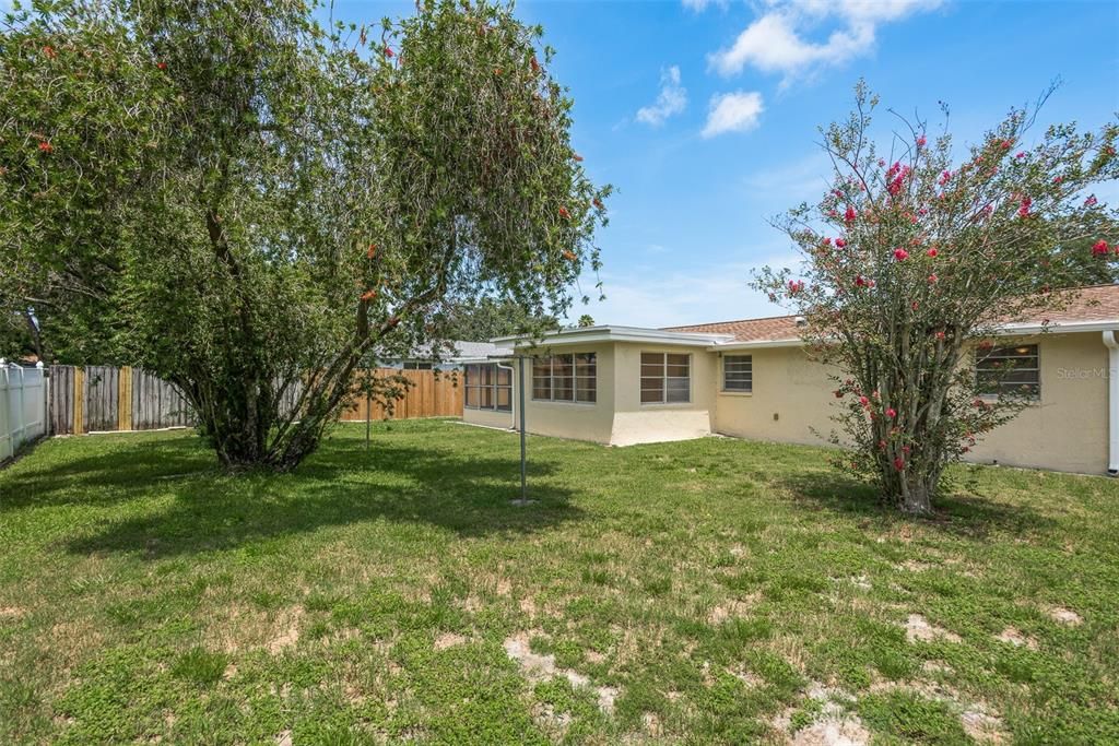 В аренду: $1,800 (3 спален, 2 ванн, 1080 Квадратных фут)