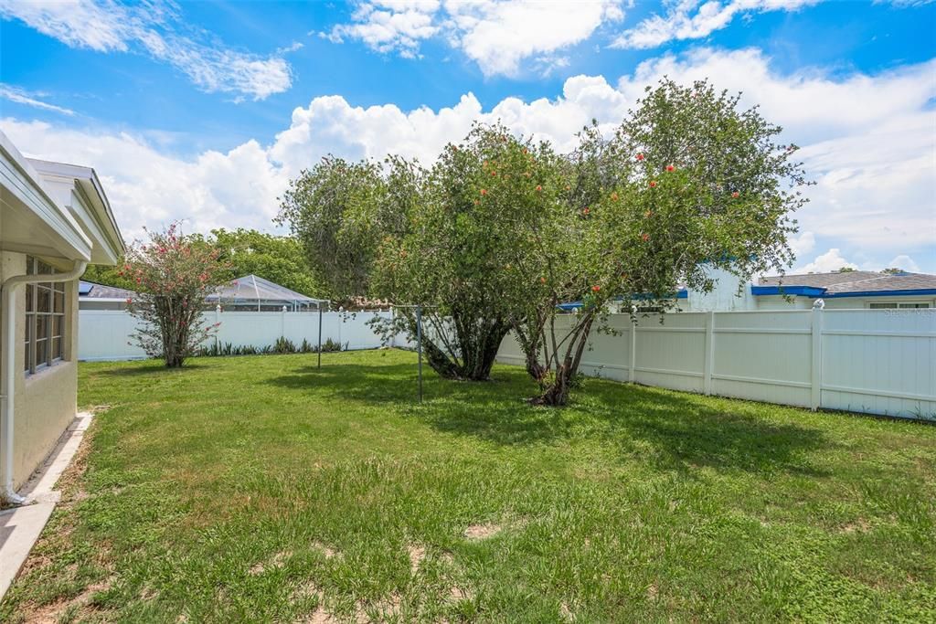 В аренду: $1,800 (3 спален, 2 ванн, 1080 Квадратных фут)