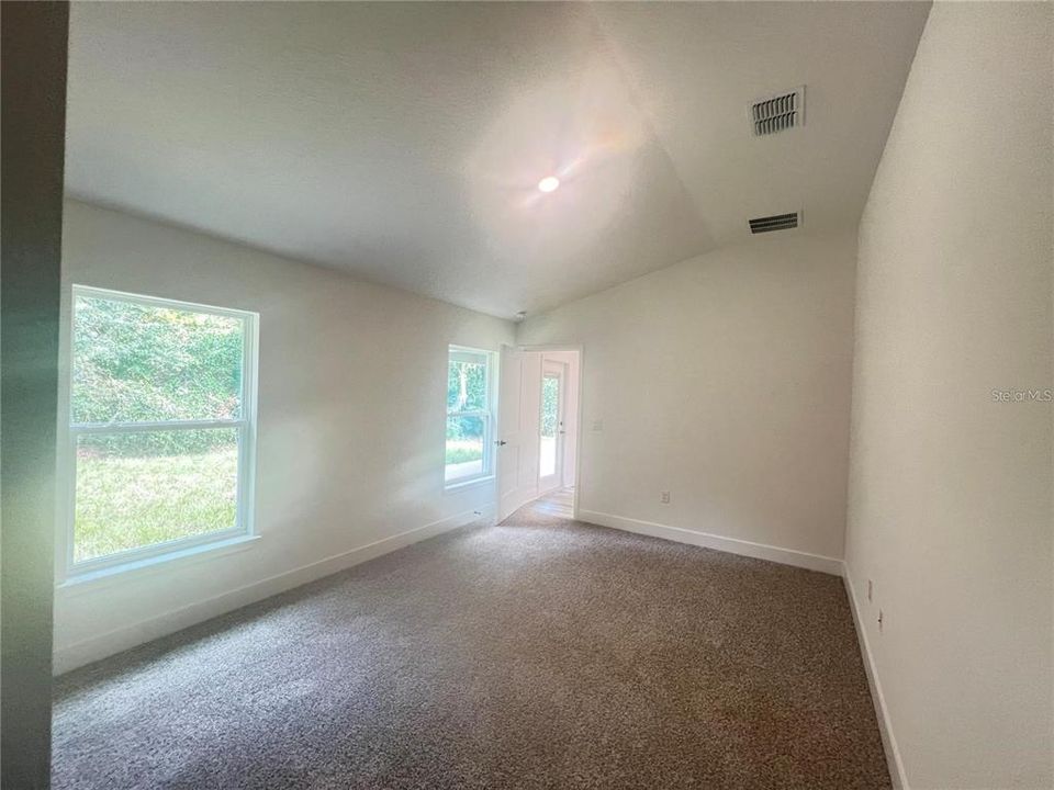 En Venta: $350,316 (4 camas, 2 baños, 1635 Pies cuadrados)