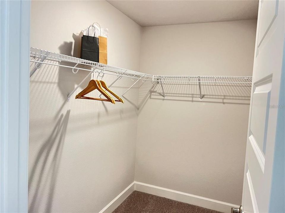 En Venta: $350,316 (4 camas, 2 baños, 1635 Pies cuadrados)