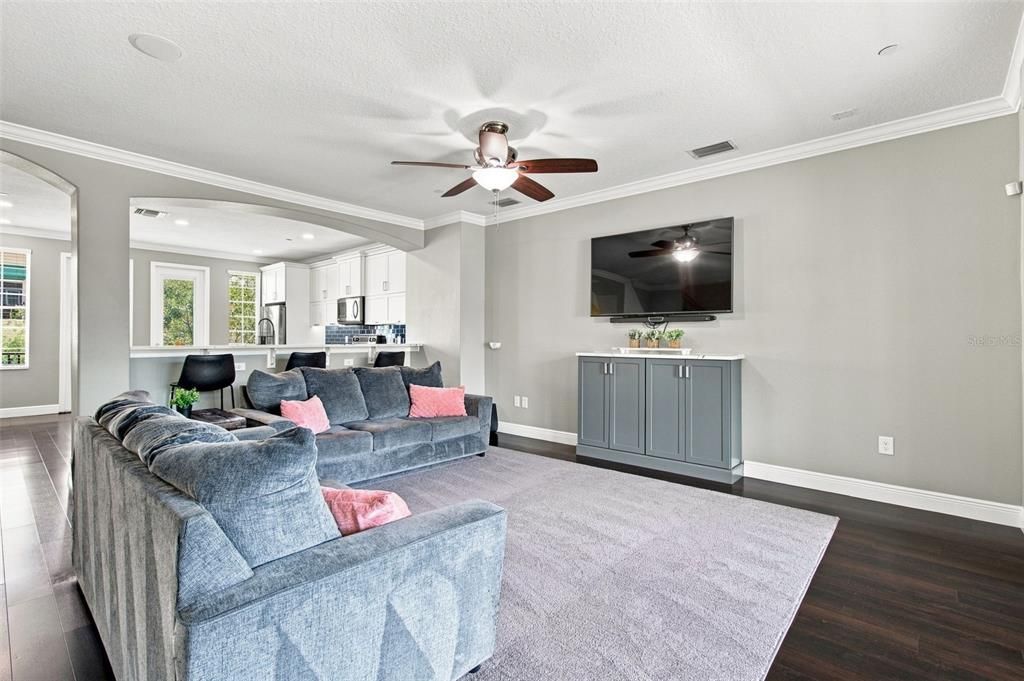 For Sale: $609,900 (3 beds, 2 baths, 2627 Square Feet)