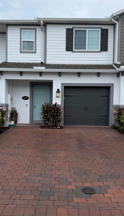 For Sale: $315,000 (3 beds, 2 baths, 1556 Square Feet)