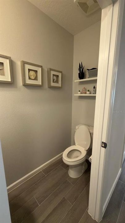For Sale: $315,000 (3 beds, 2 baths, 1556 Square Feet)