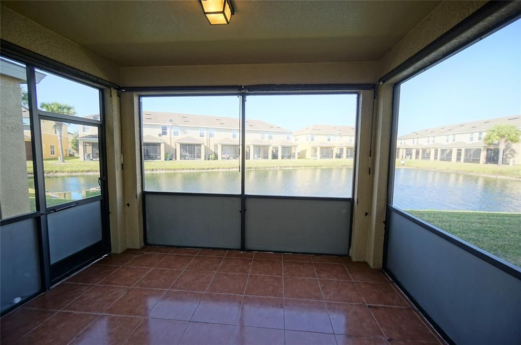 En Renta: $2,400 (3 camas, 2 baños, 1500 Pies cuadrados)