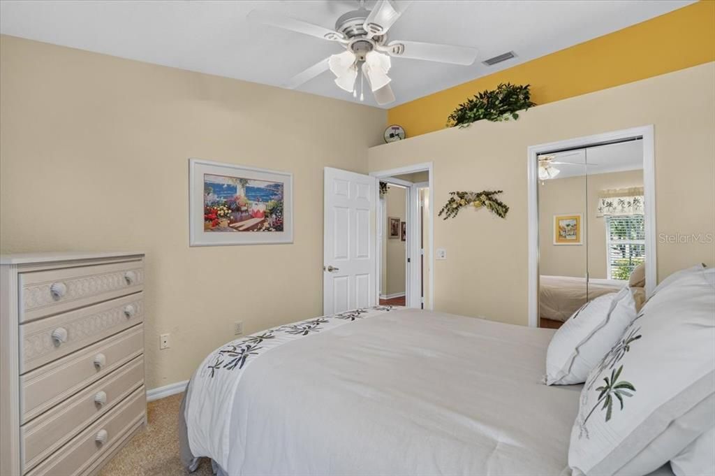 En Venta: $385,900 (3 camas, 2 baños, 1768 Pies cuadrados)