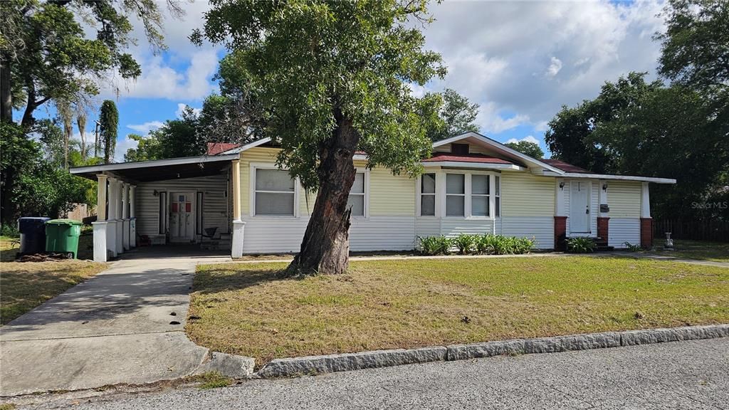 Activo con contrato: $275,000 (3 camas, 1 baños, 1873 Pies cuadrados)