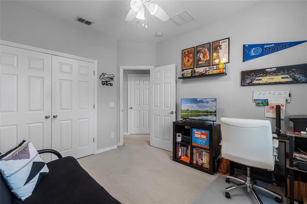 For Rent: $2,350 (3 beds, 2 baths, 1567 Square Feet)