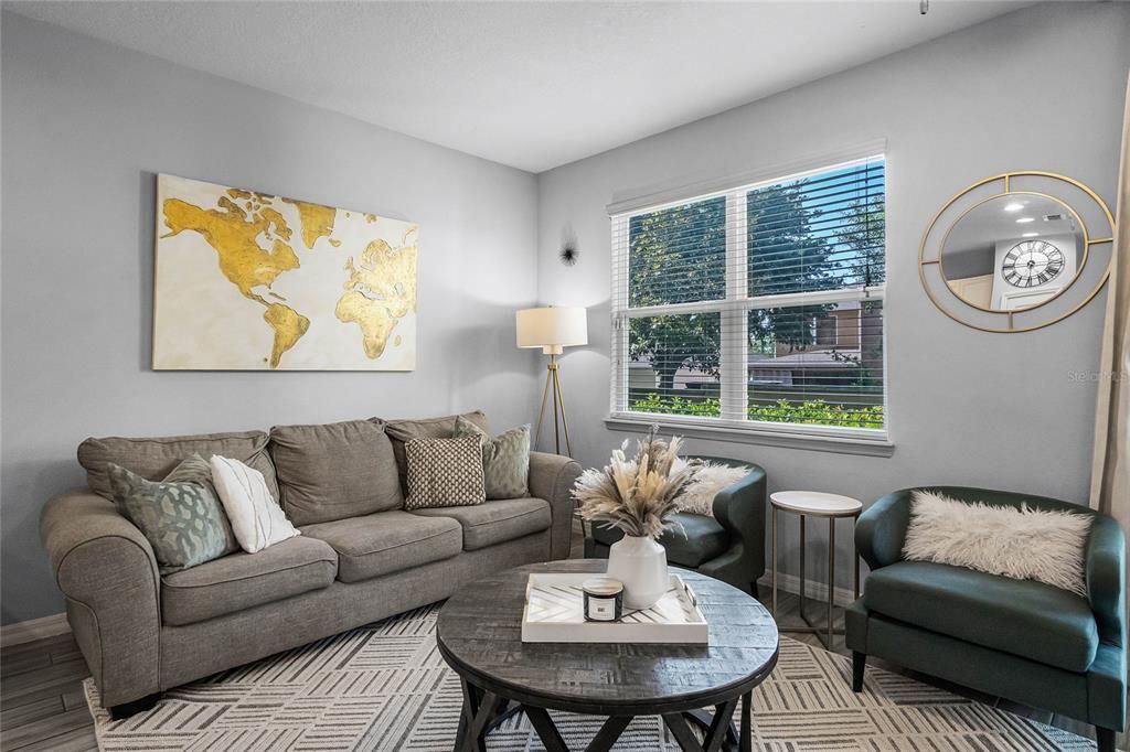 For Rent: $2,350 (3 beds, 2 baths, 1567 Square Feet)