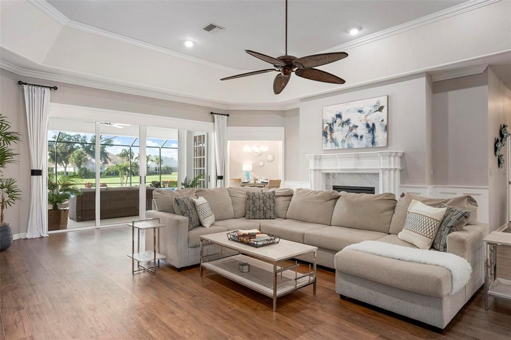 For Sale: $1,350,000 (3 beds, 3 baths, 3747 Square Feet)