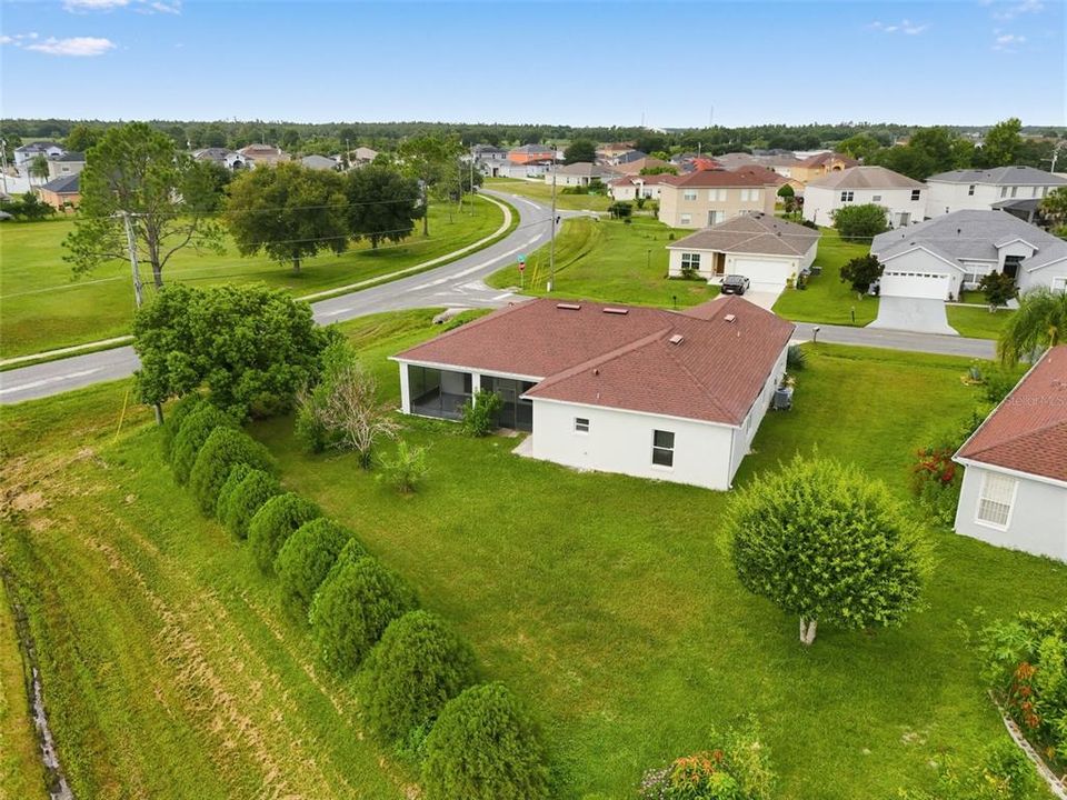 На продажу: $299,900 (4 спален, 2 ванн, 1731 Квадратных фут)