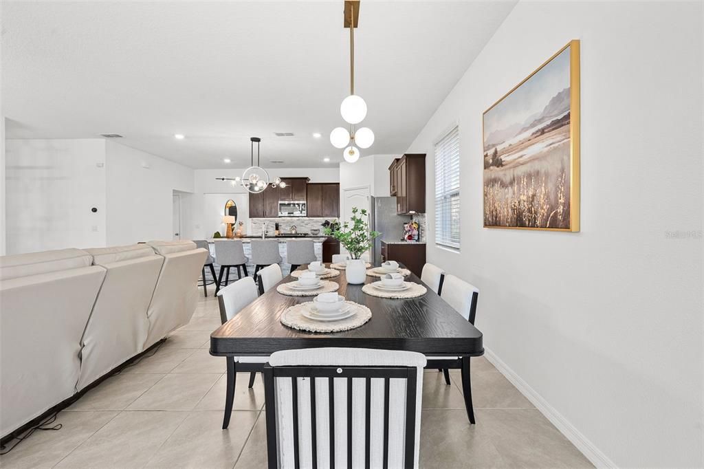 En Venta: $599,000 (6 camas, 5 baños, 3264 Pies cuadrados)