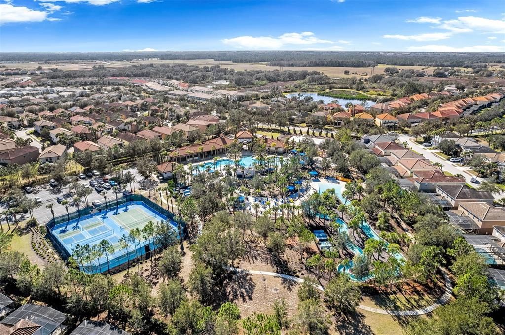 En Venta: $599,000 (6 camas, 5 baños, 3264 Pies cuadrados)