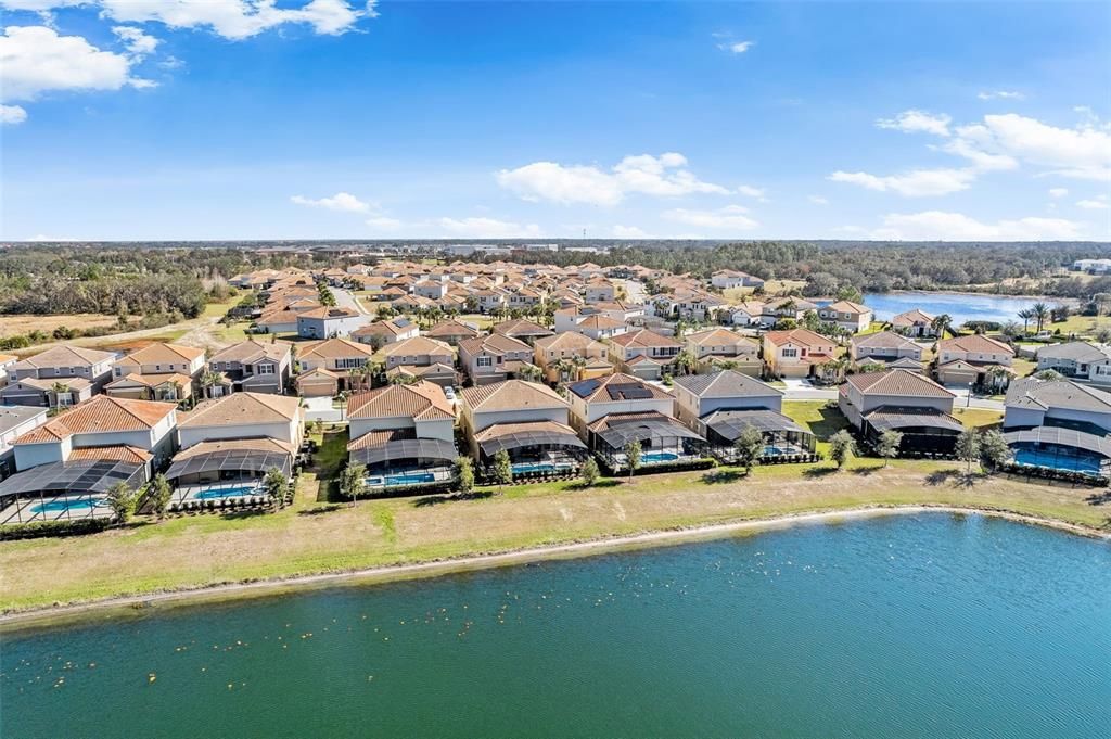 En Venta: $599,000 (6 camas, 5 baños, 3264 Pies cuadrados)