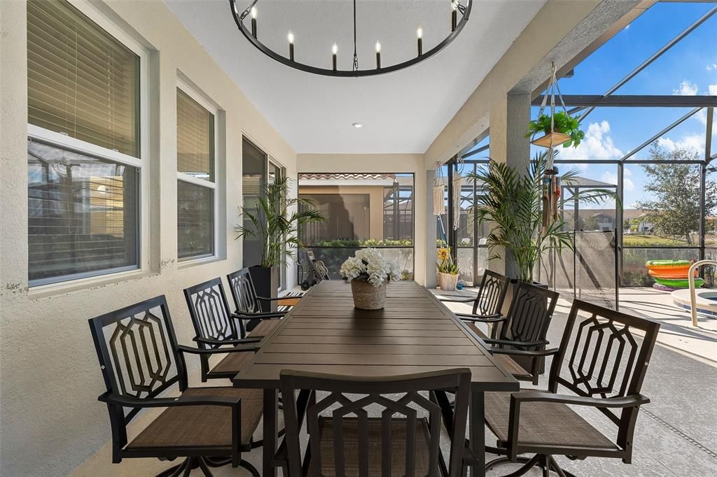 En Venta: $599,000 (6 camas, 5 baños, 3264 Pies cuadrados)
