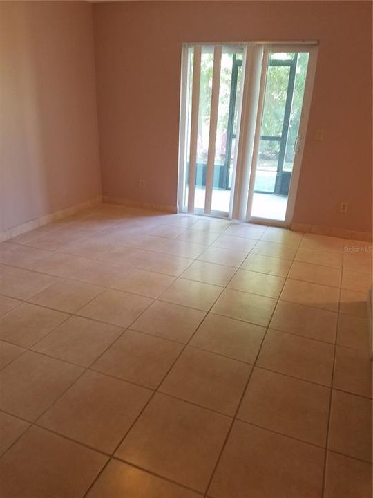 For Rent: $1,450 (2 beds, 2 baths, 905 Square Feet)
