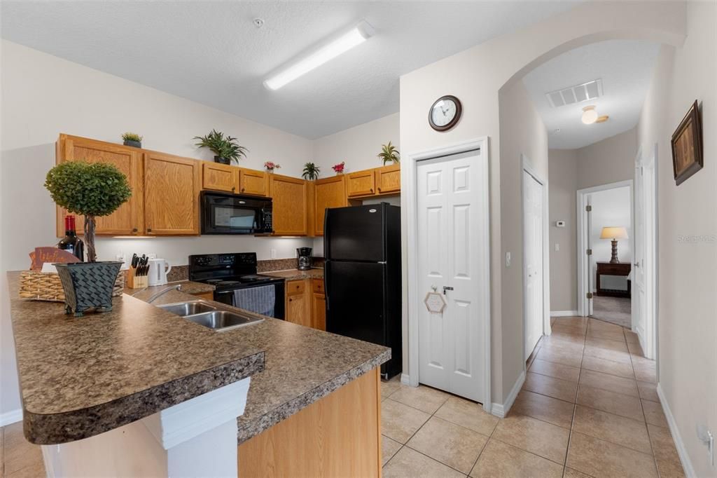 En Venta: $229,000 (2 camas, 2 baños, 1015 Pies cuadrados)