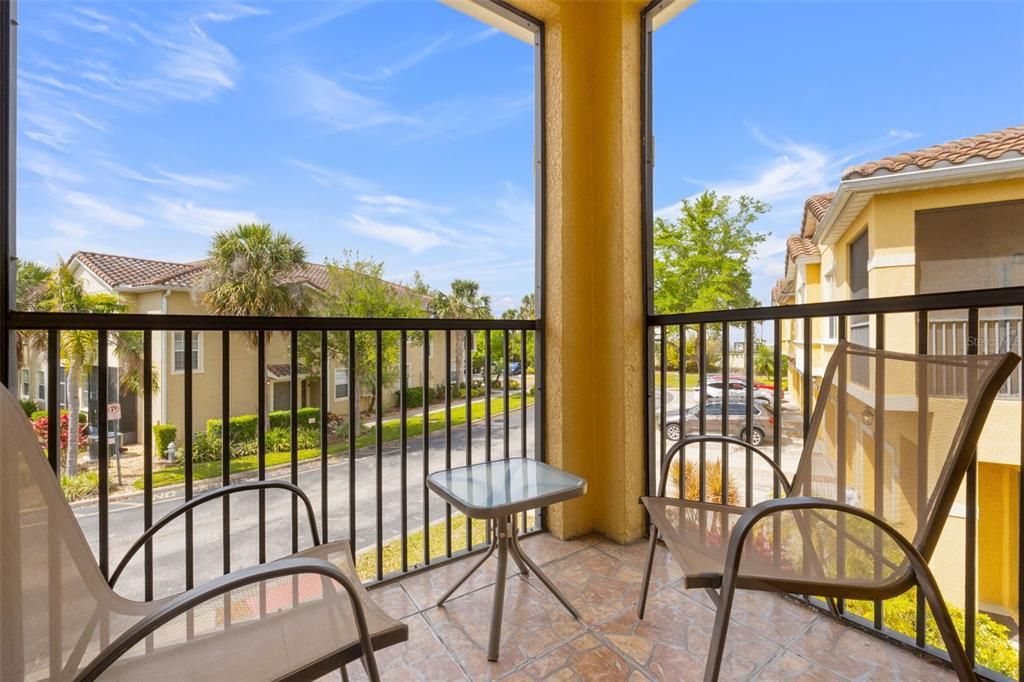 En Venta: $229,000 (2 camas, 2 baños, 1015 Pies cuadrados)