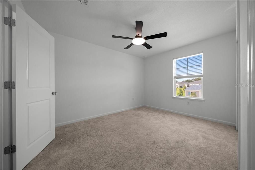 For Rent: $1,900 (3 beds, 2 baths, 1828 Square Feet)
