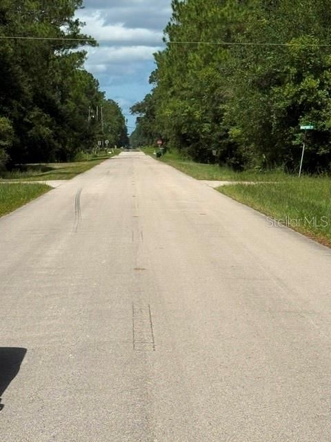 待售: $47,500 (1.14 acres)
