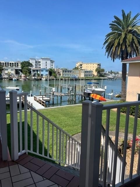For Rent: $2,200 (2 beds, 1 baths, 793 Square Feet)