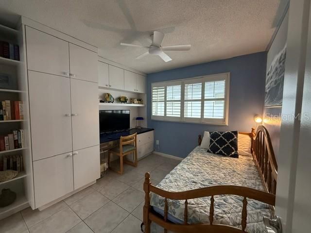 For Rent: $2,200 (2 beds, 1 baths, 793 Square Feet)