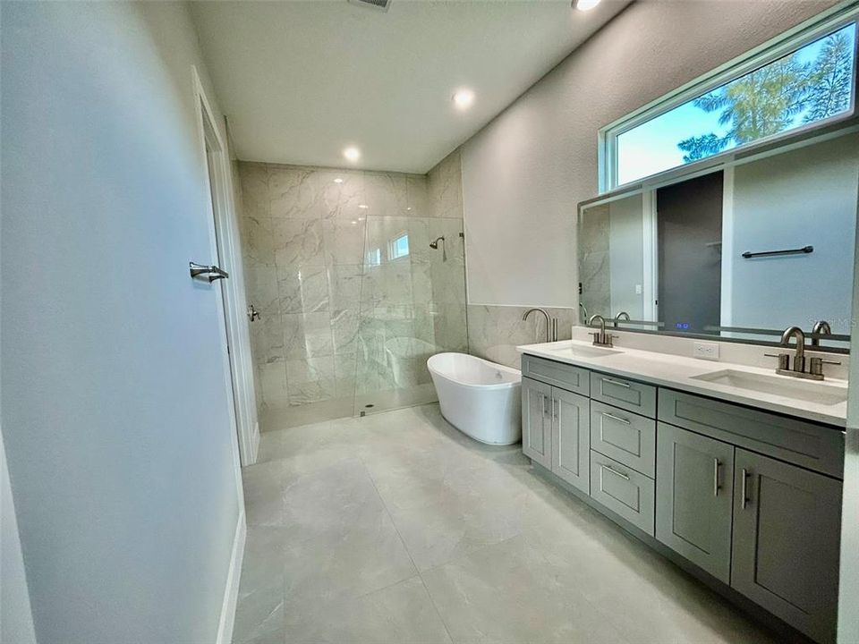 В аренду: $2,995 (4 спален, 3 ванн, 2660 Квадратных фут)