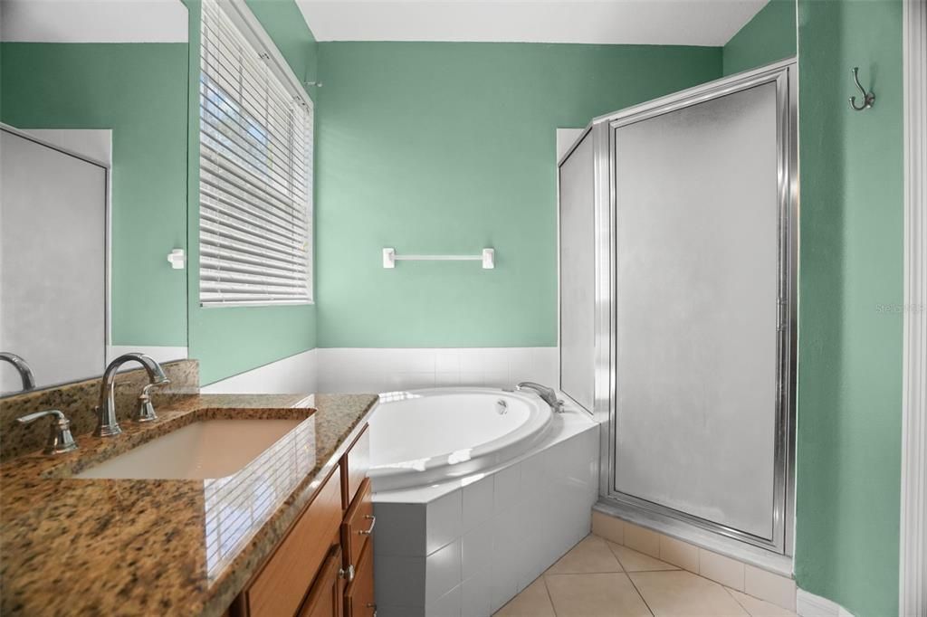 For Rent: $3,200 (3 beds, 2 baths, 2149 Square Feet)